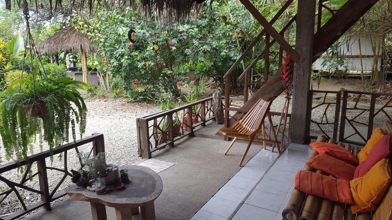 Las Cabanas De La Iguana Ayampe Exteriör bild